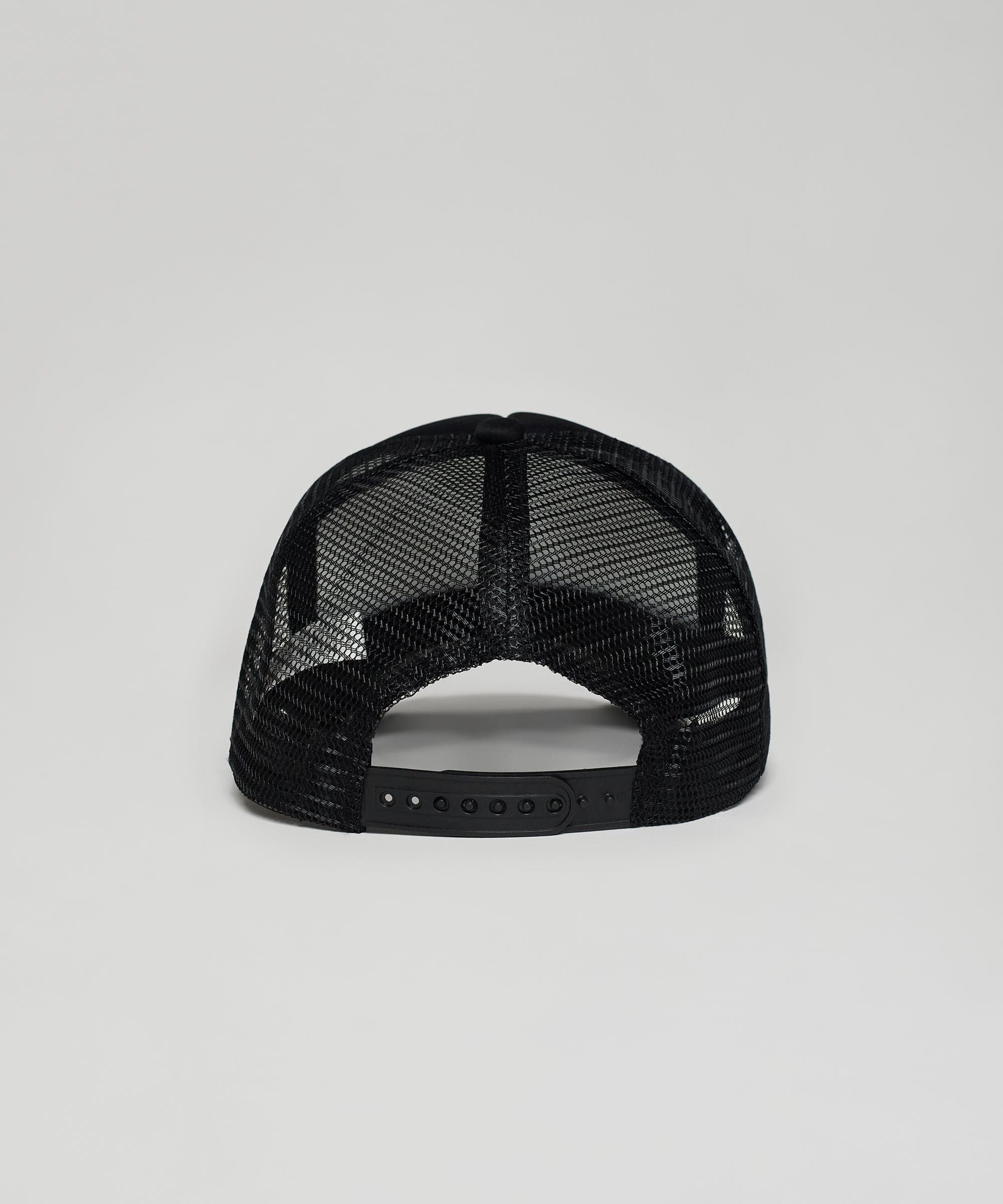 Jaws Print Trucker Hat
