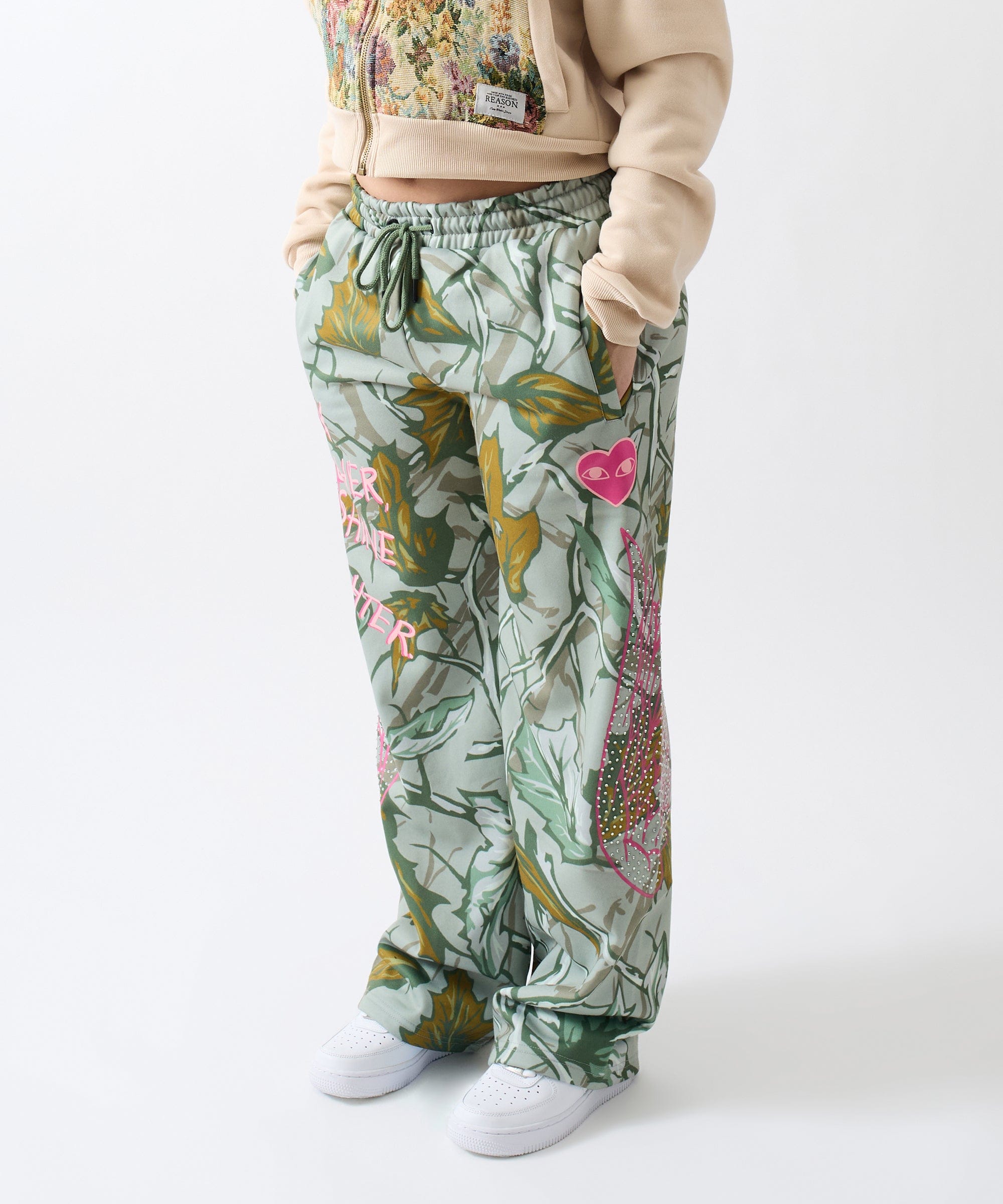 Fly Higher Women's Fleece Flare Sweatpants - Olive Green