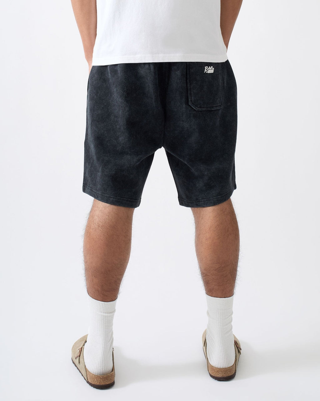 Mineral Wash Essential Shorts - Black