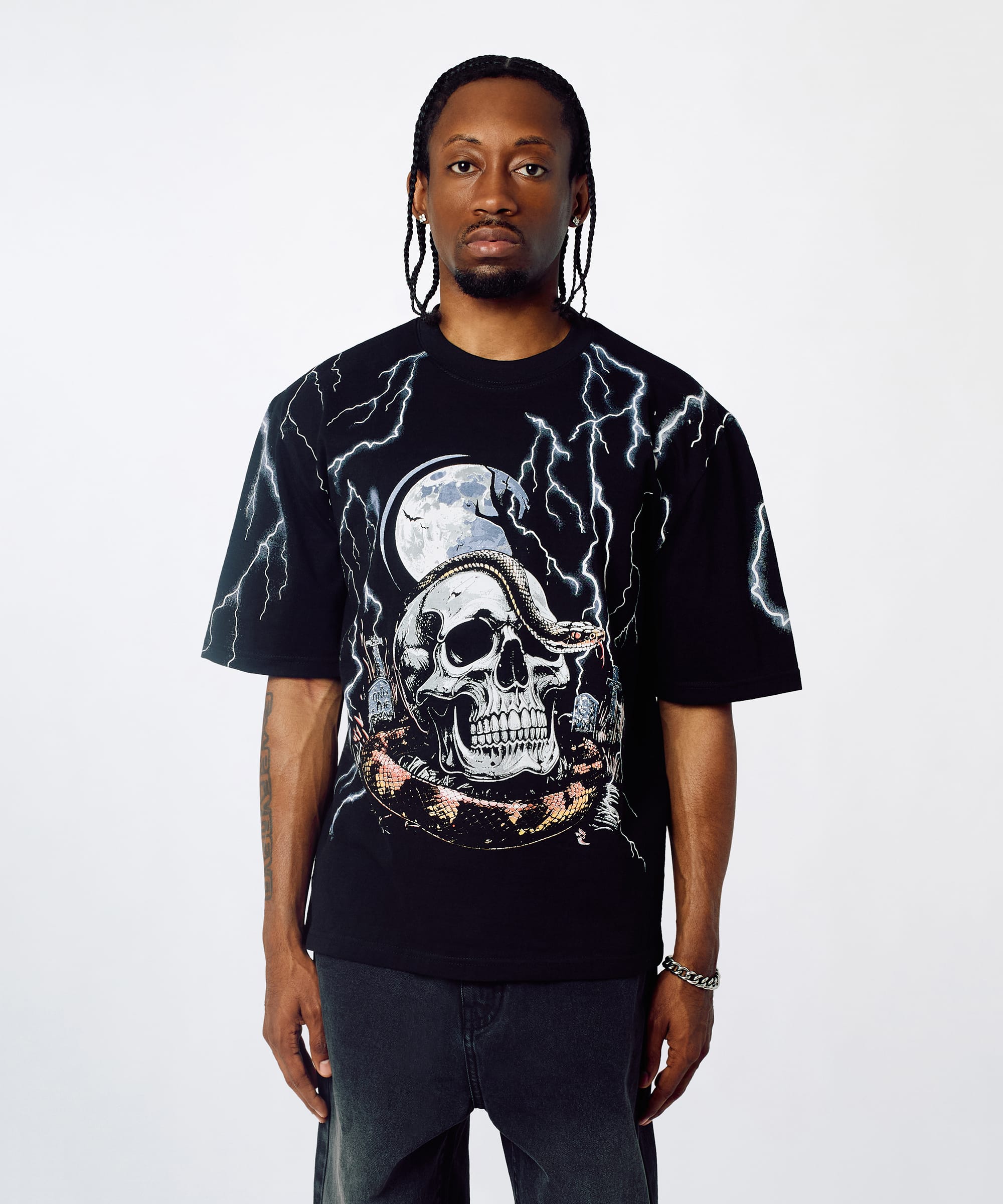 Full Moon Short Sleeve Tee - Black