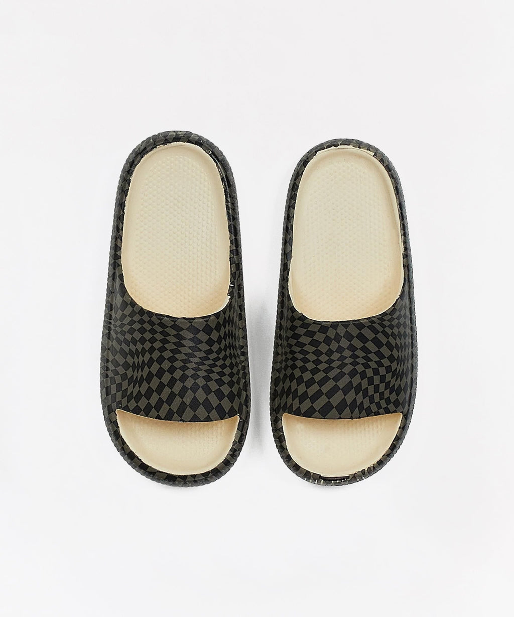 Maddox Slides - Black
