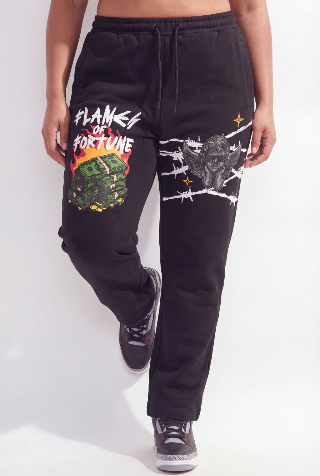 Flames Of Fortune Women's Graphic Plus Size Sweatpants - Black